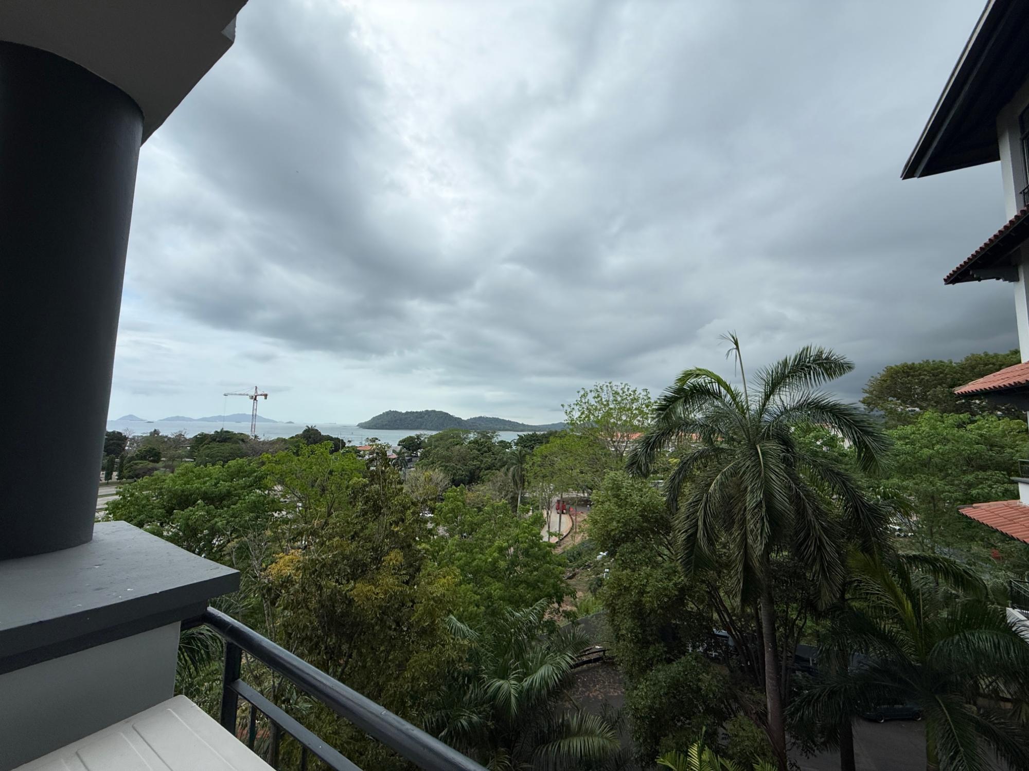 Amador Residence with Panoramic Ocean
