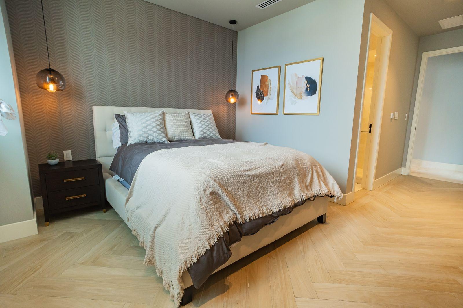 For Sale Exclusive Island Front 3BR apartment
