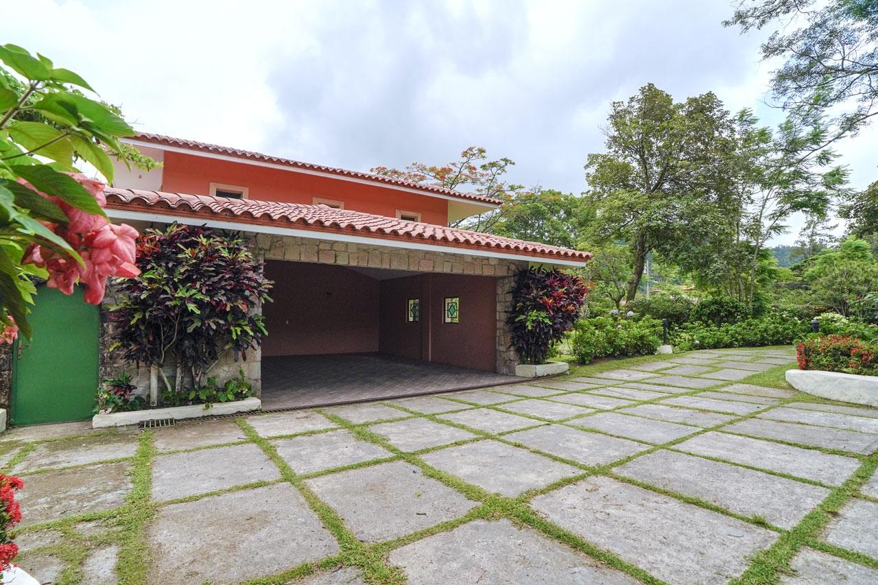 House for Sale in El Valle de Anton