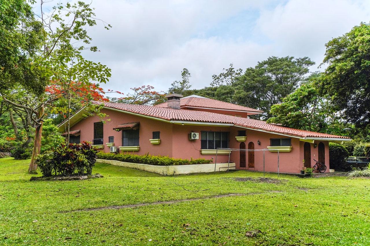 House for Sale in El Valle de Anton