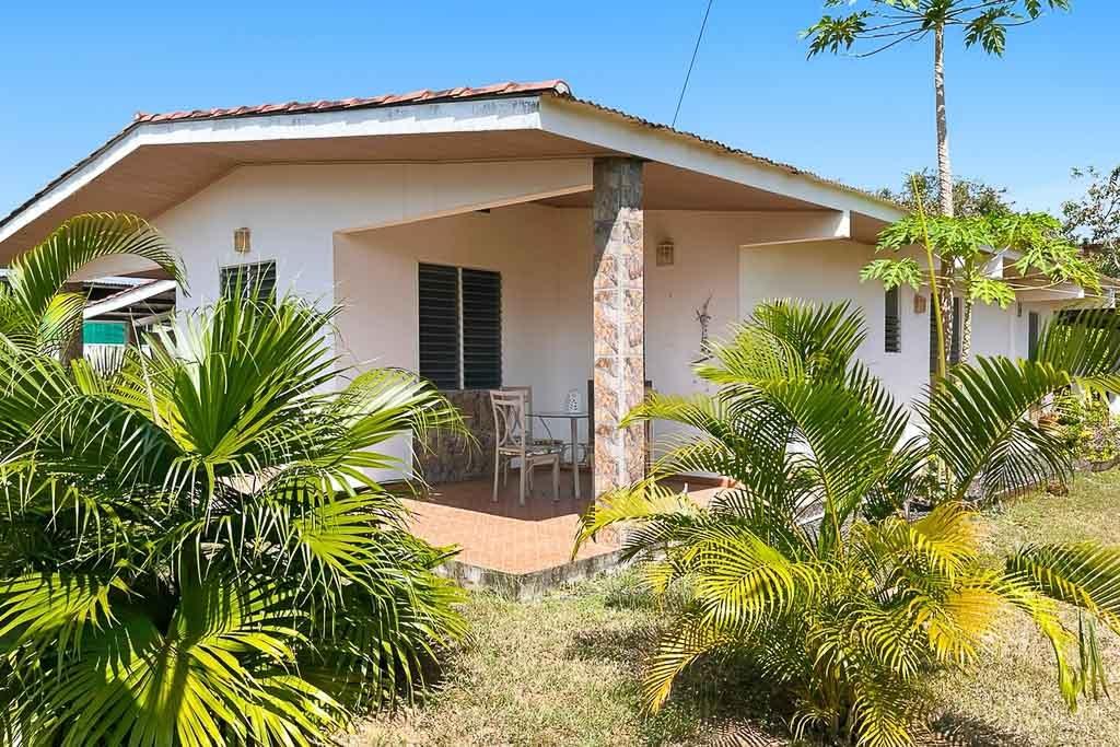 House in Pedasí with Separate Guest House