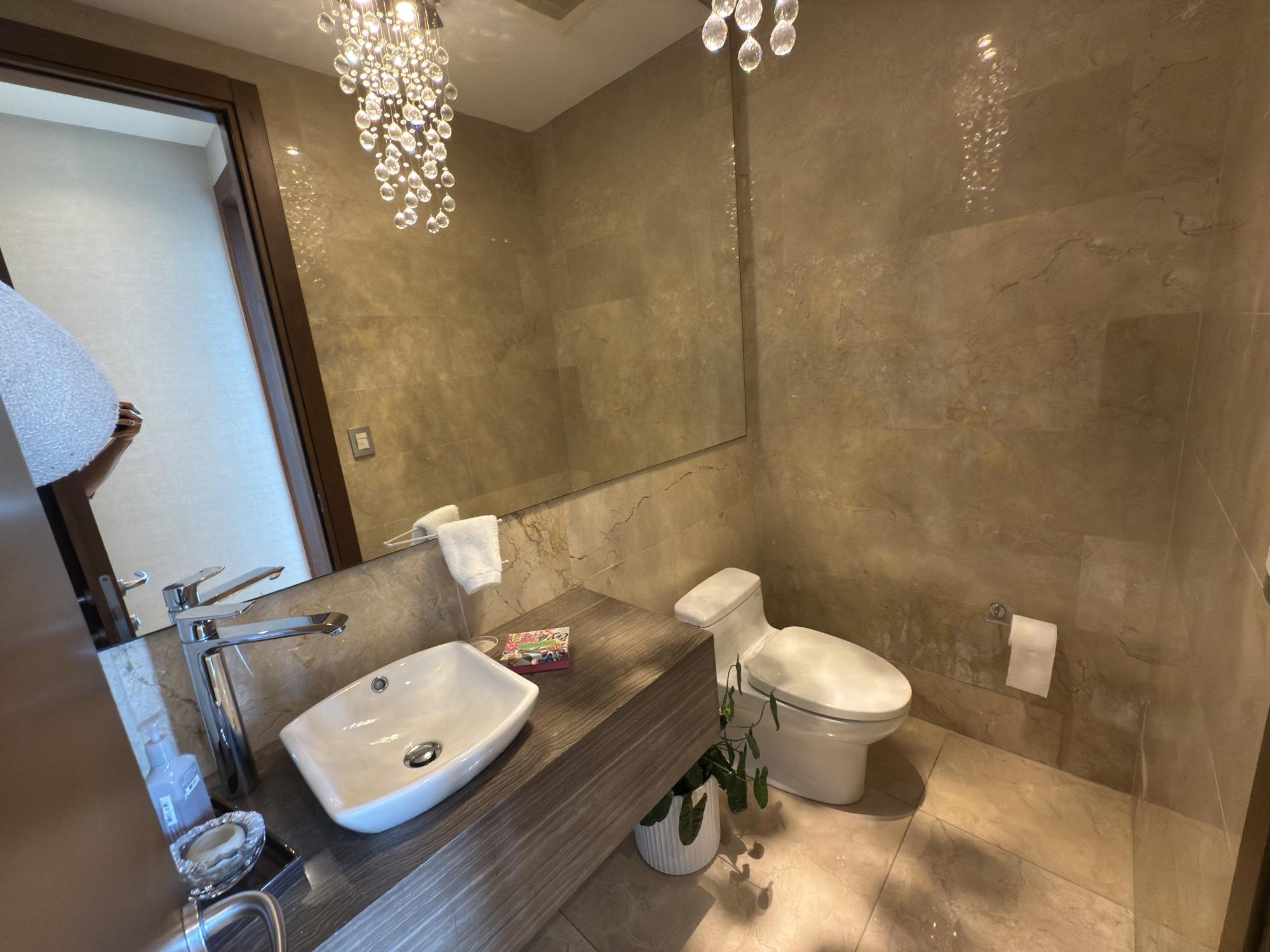 Premium Apartment for Sale: PH Valery Point