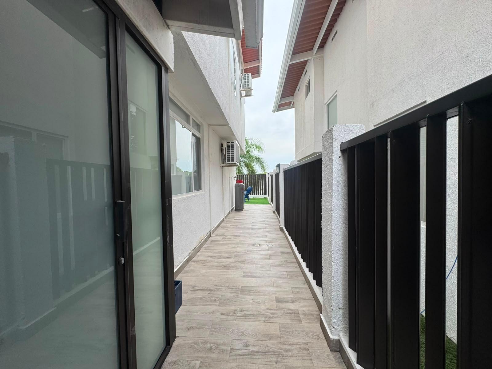HOUSE FOR SALE PH PARADISE POINT, CORONADO