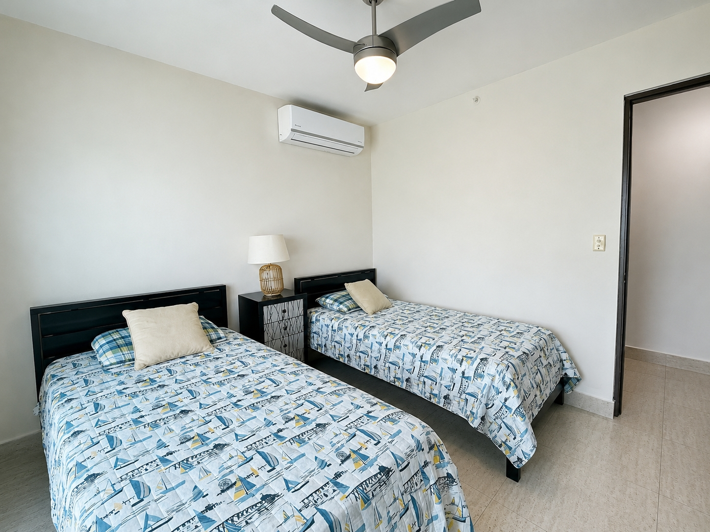 Apartment for sale in Playa Blanca PH Lighthouse