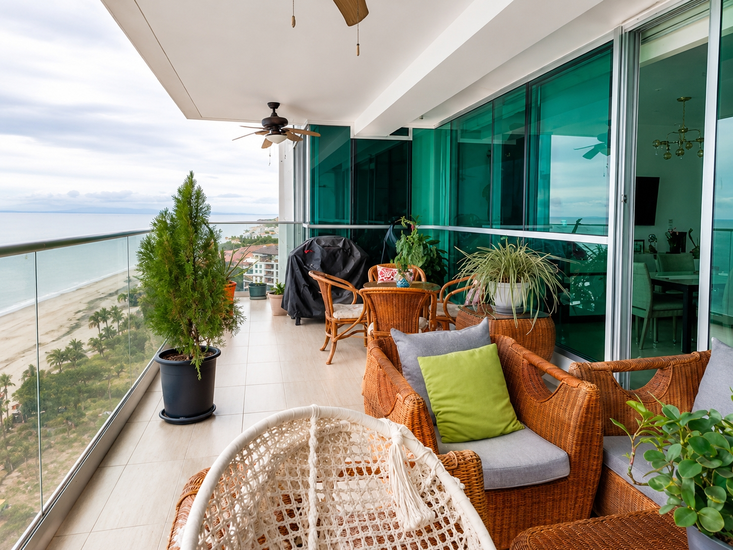 Apartment for sale in Playa Blanca PH Lighthouse