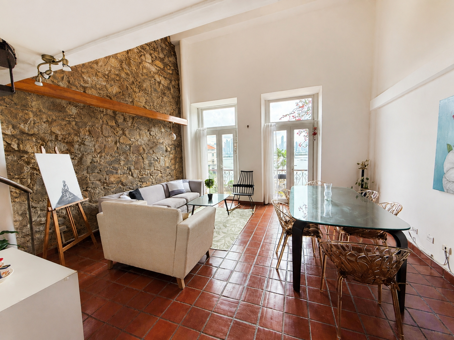 Residential building for sale in Casco Antiguo