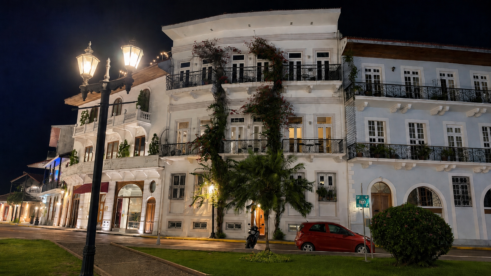 Residential building for sale in Casco Antiguo