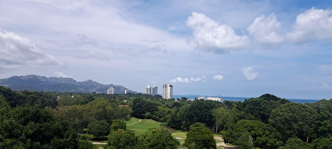 4 bedroom apartment in PH El Alcazar, Coronado