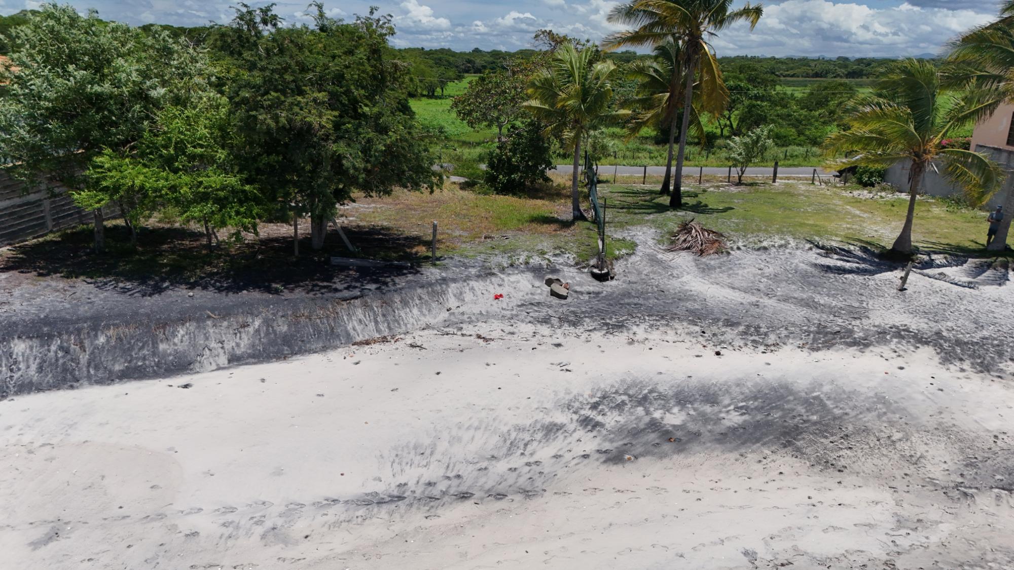 900 m² Oceanfront Lot in Playa del Pacifico