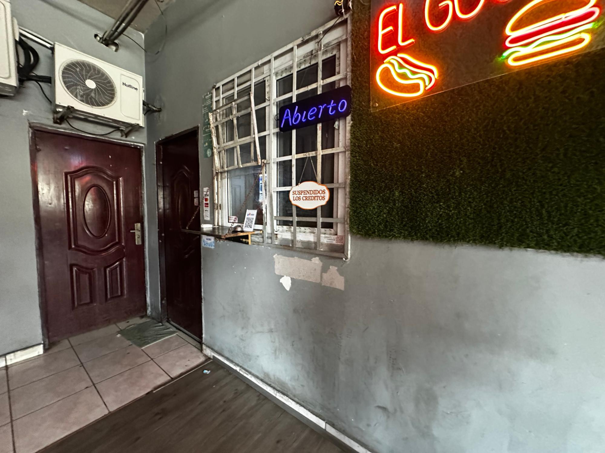 COMMERCIAL BUILDING FOR SALE