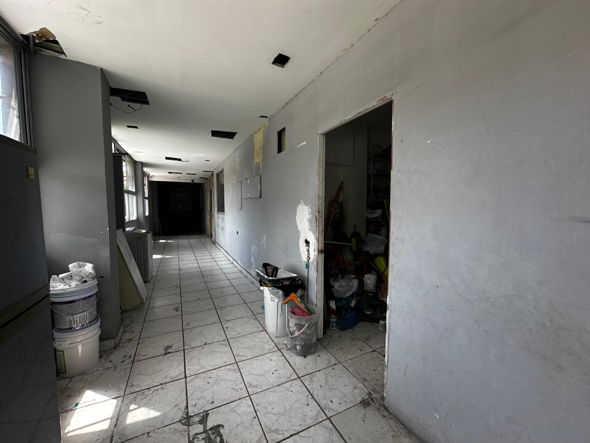 COMMERCIAL BUILDING FOR SALE