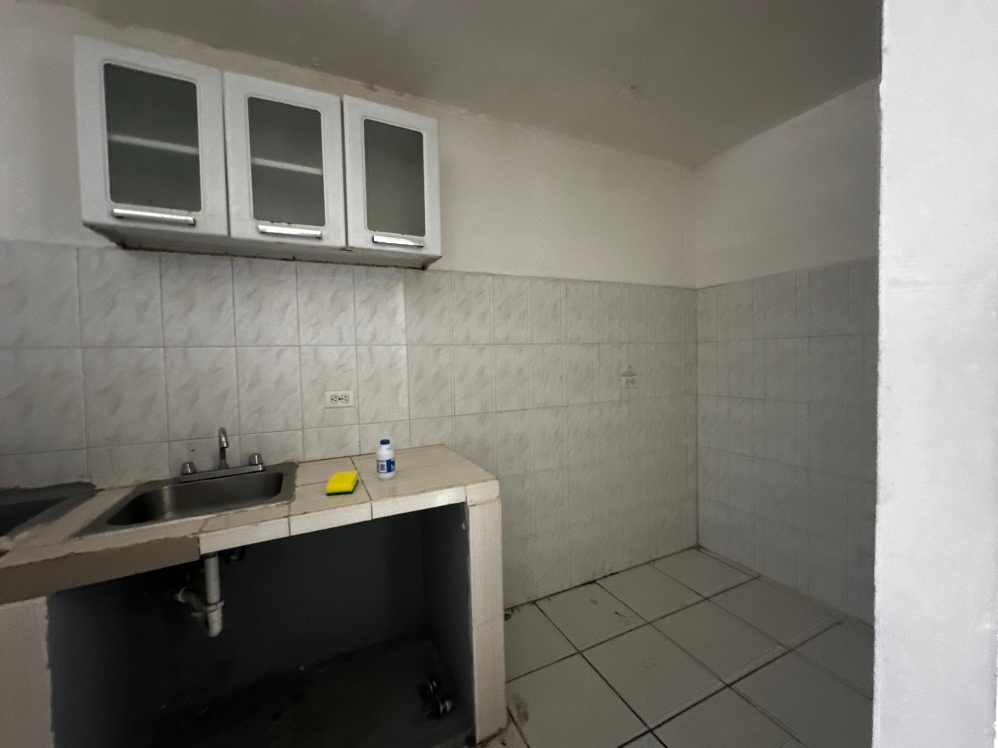 COMMERCIAL BUILDING FOR SALE