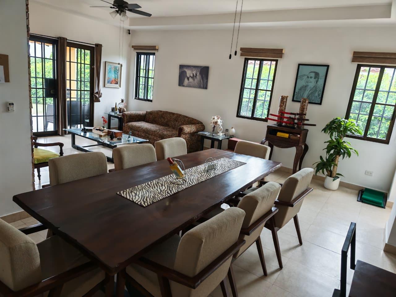 House in Hacienda Pacifica with 3 bedrooms