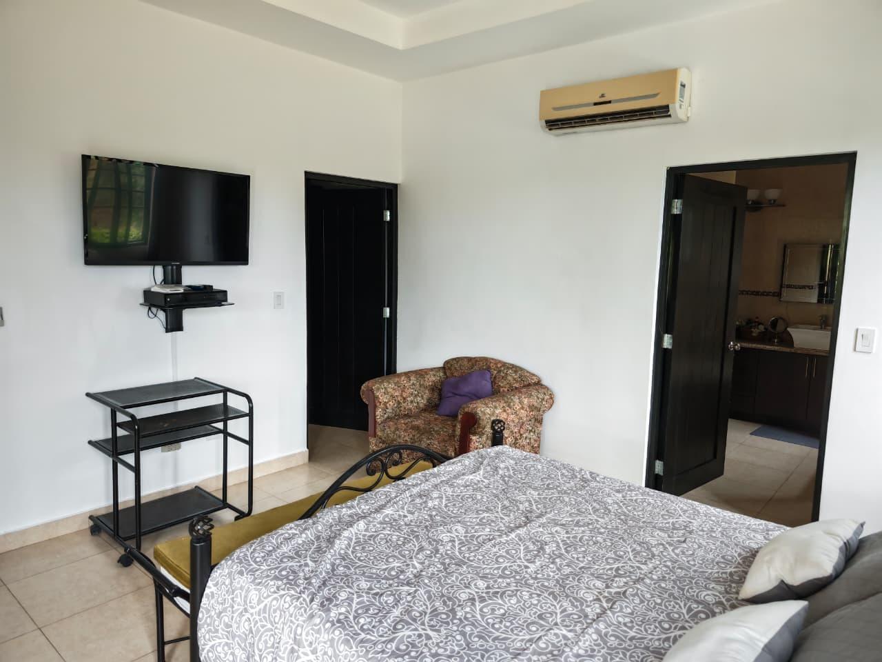 House in Hacienda Pacifica with 3 bedrooms