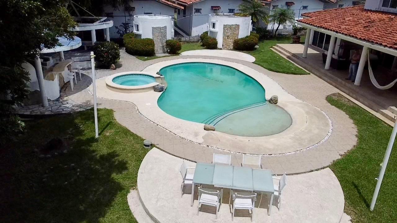 VILLA ON THE CORONADO GOLF COURSE