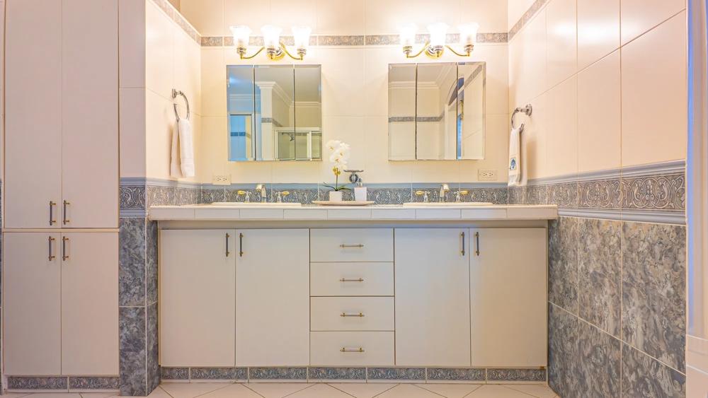 6-Bedroom Duplex Home in Playa Blanca