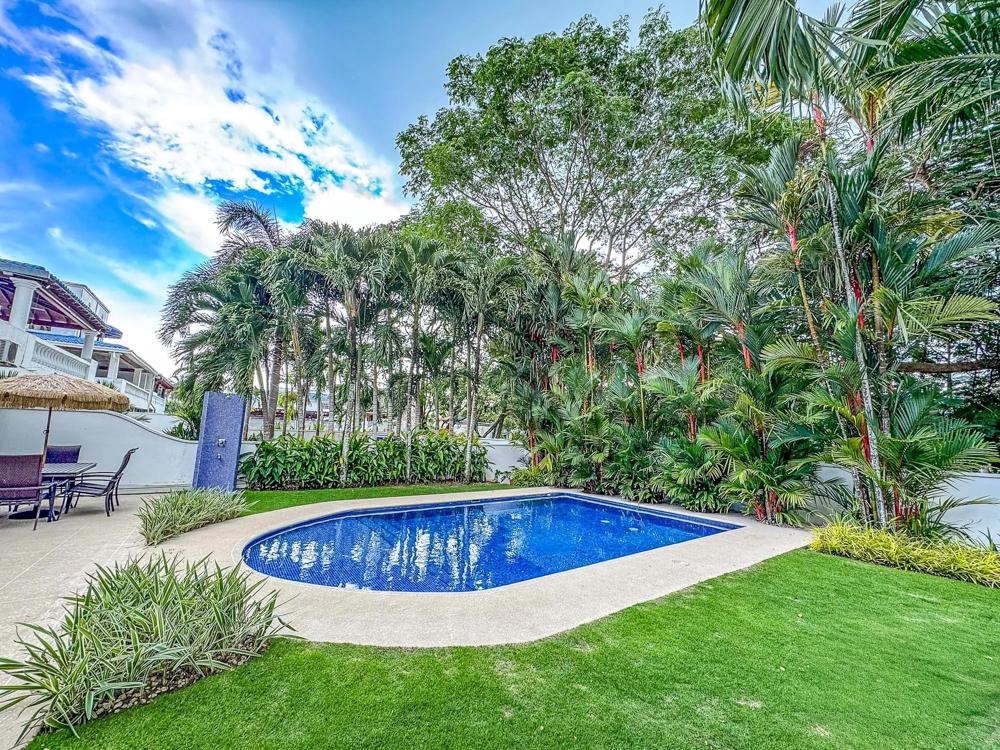 6-Bedroom Duplex Home in Playa Blanca