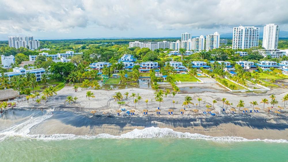 6-Bedroom Duplex Home in Playa Blanca