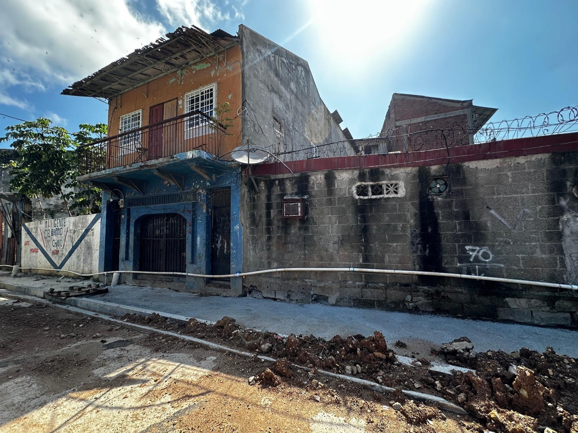 Building + Lots (610 m²) for Sale in Barrio Chino