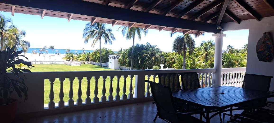 PLAYA BLANCA OCEAN FRONT DUPLEX VILLA