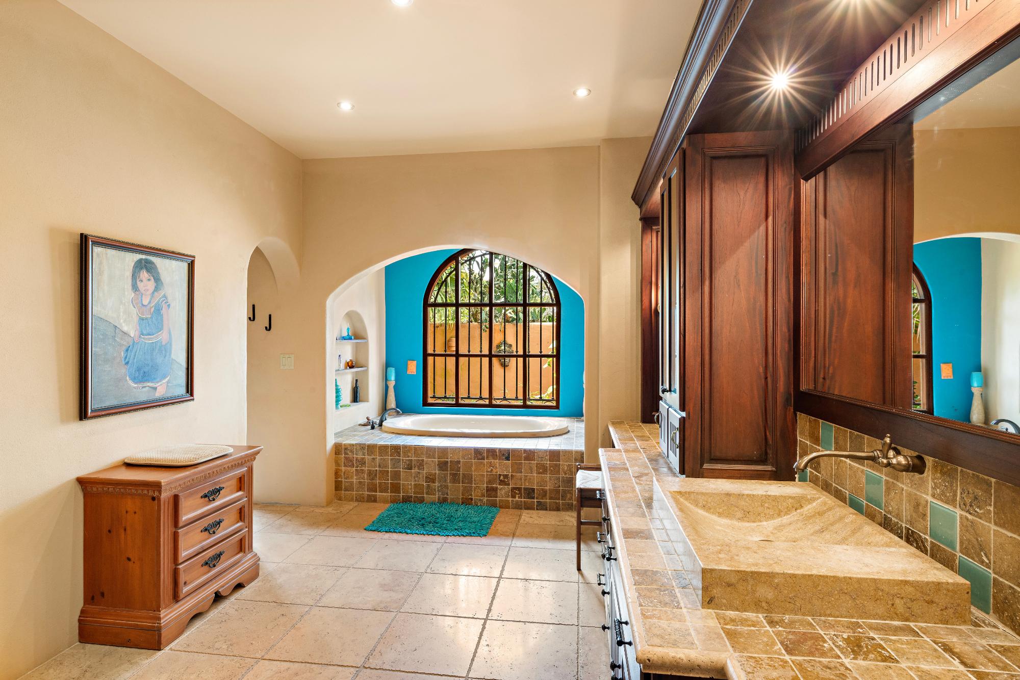 Mexican-Inspired Home in Palo Alto Boquete