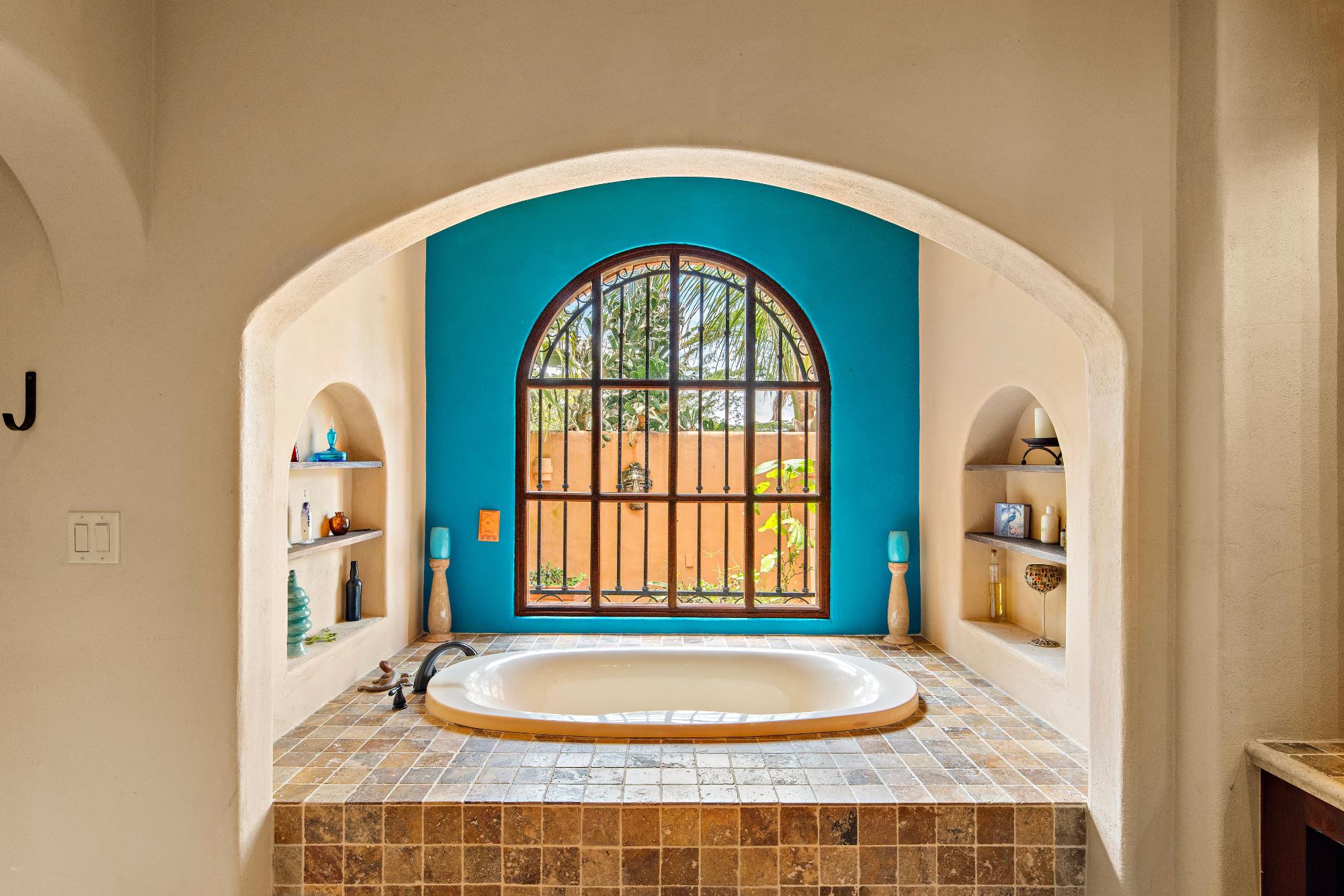 Mexican-Inspired Home in Palo Alto Boquete