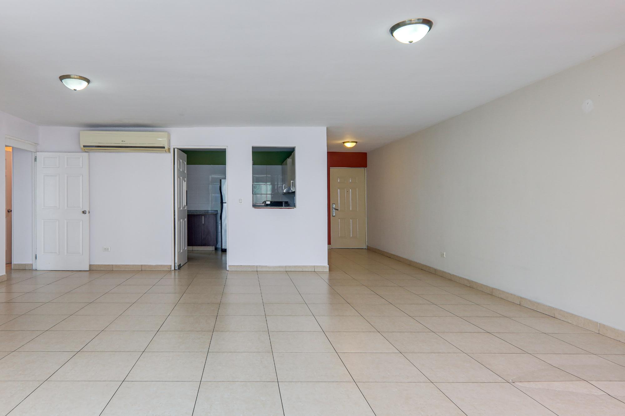 Large apartment at an excellent price