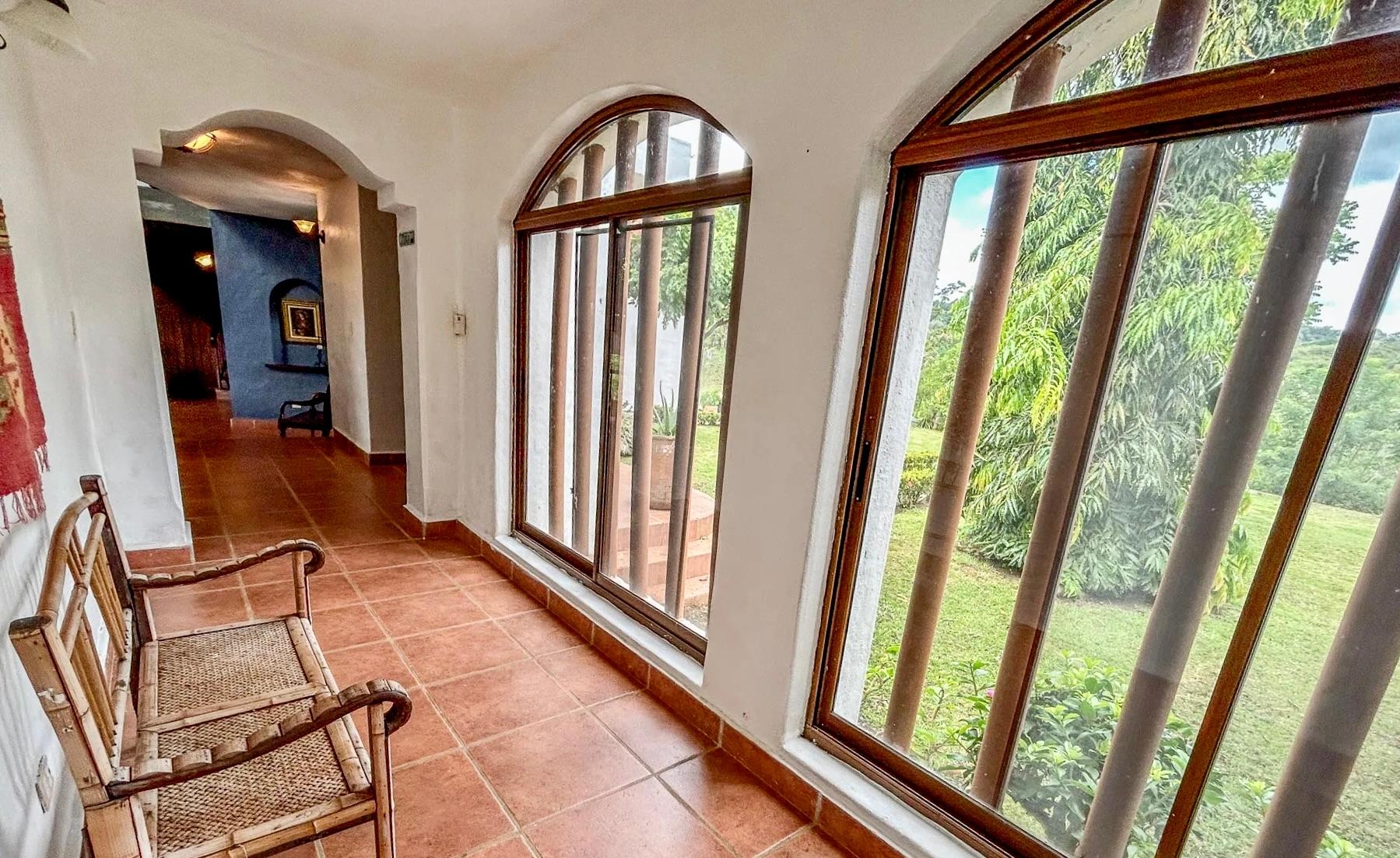 Private Mountain Estate on 10.17 Hectares, Sorá