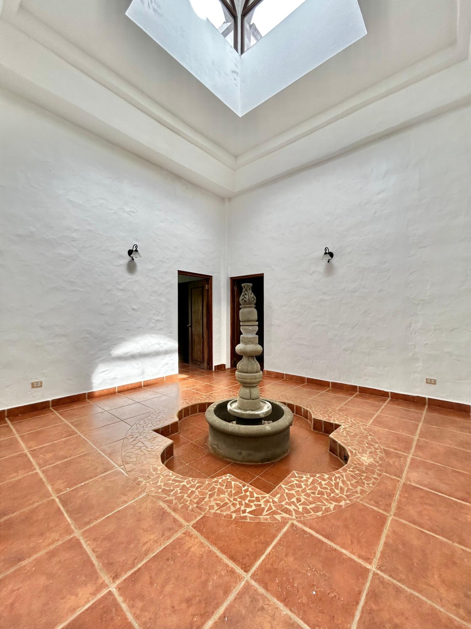 Private Mountain Estate on 10.17 Hectares, Sorá