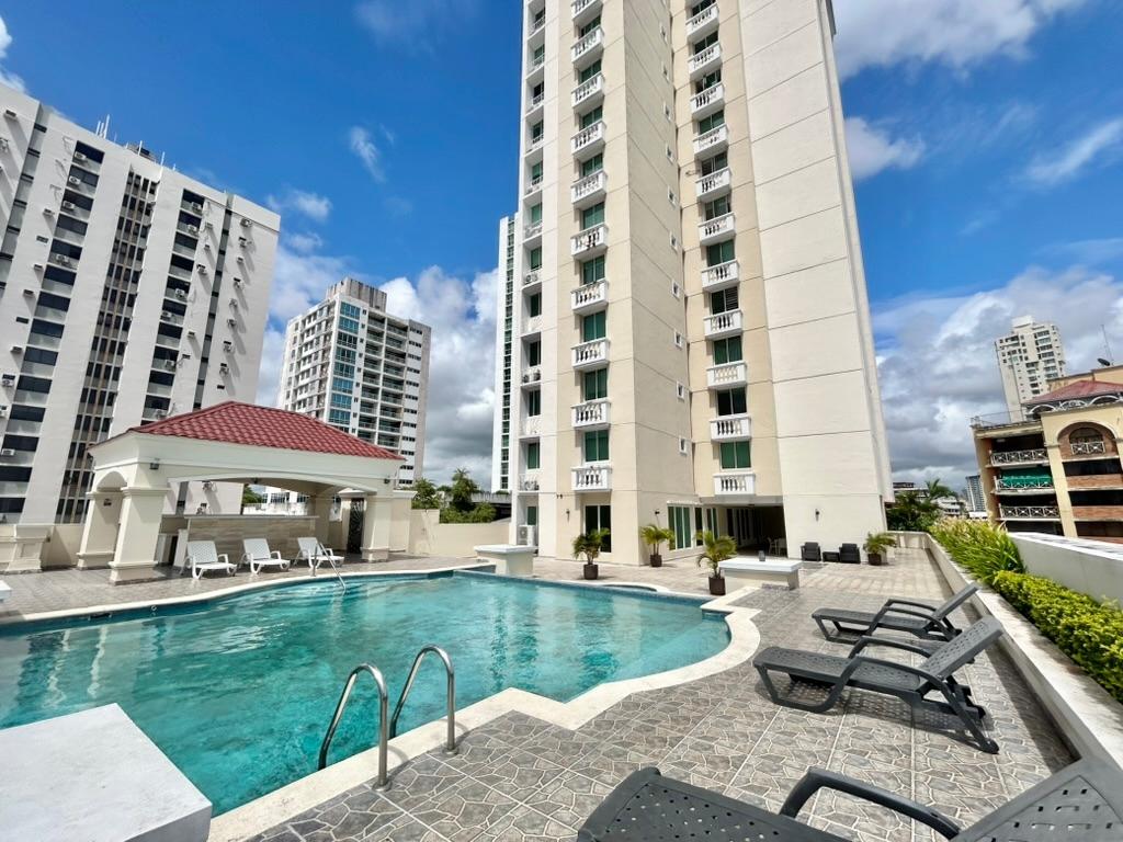 2-Bedroom Condo + Study in PH Onyx, El Cangrejo