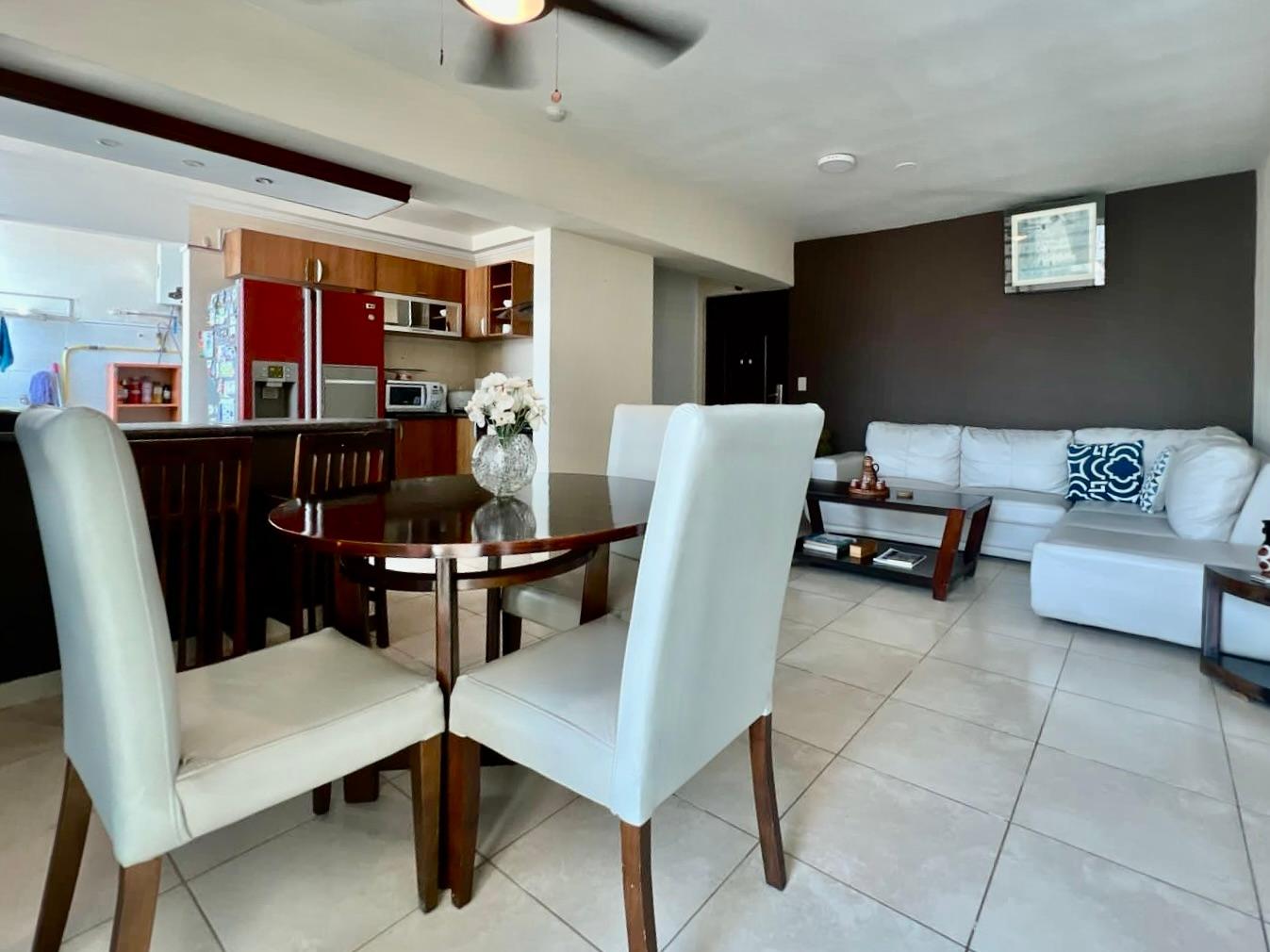 2-Bedroom Condo + Study in PH Onyx, El Cangrejo