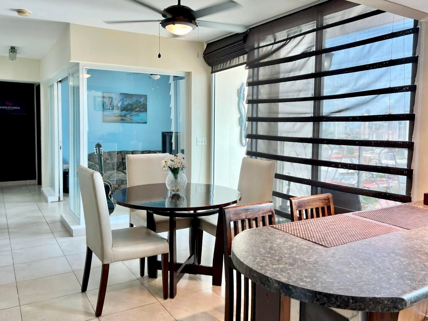 2-Bedroom Condo + Study in PH Onyx, El Cangrejo