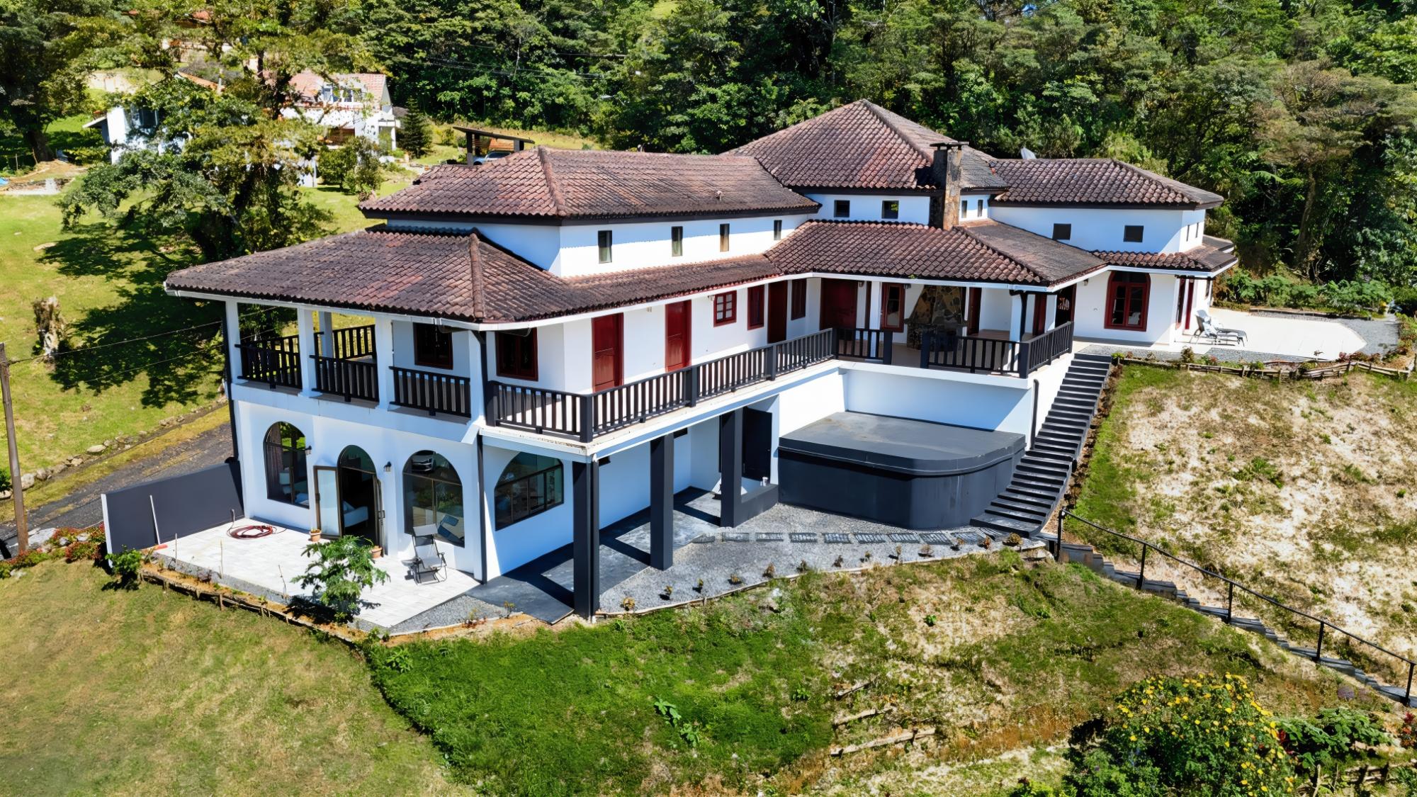 IMPRESSIVE OCEANVIEW HOME FOR SALE ALTOS DEL MARIA