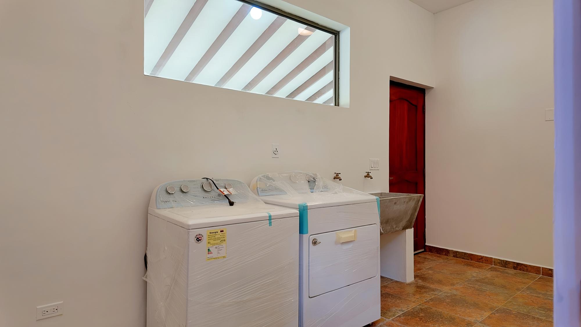 IMPRESSIVE OCEANVIEW HOME FOR SALE ALTOS DEL MARIA