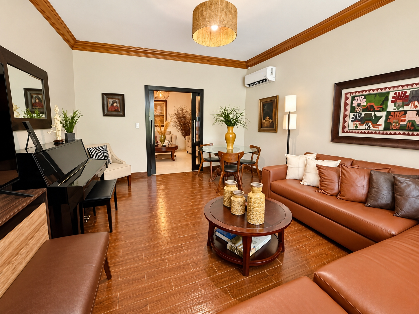 SALE OF 2 HOUSES IN 1 IN COSTA DEL ESTE