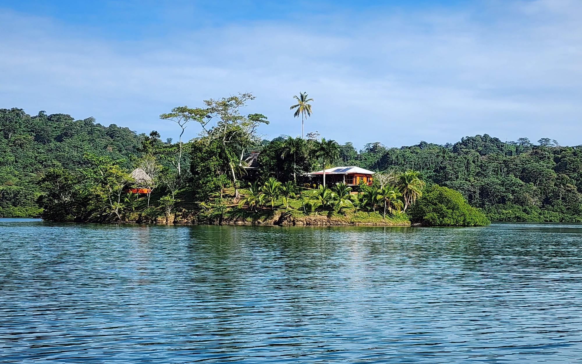 Private Island Gem, Isla Joya