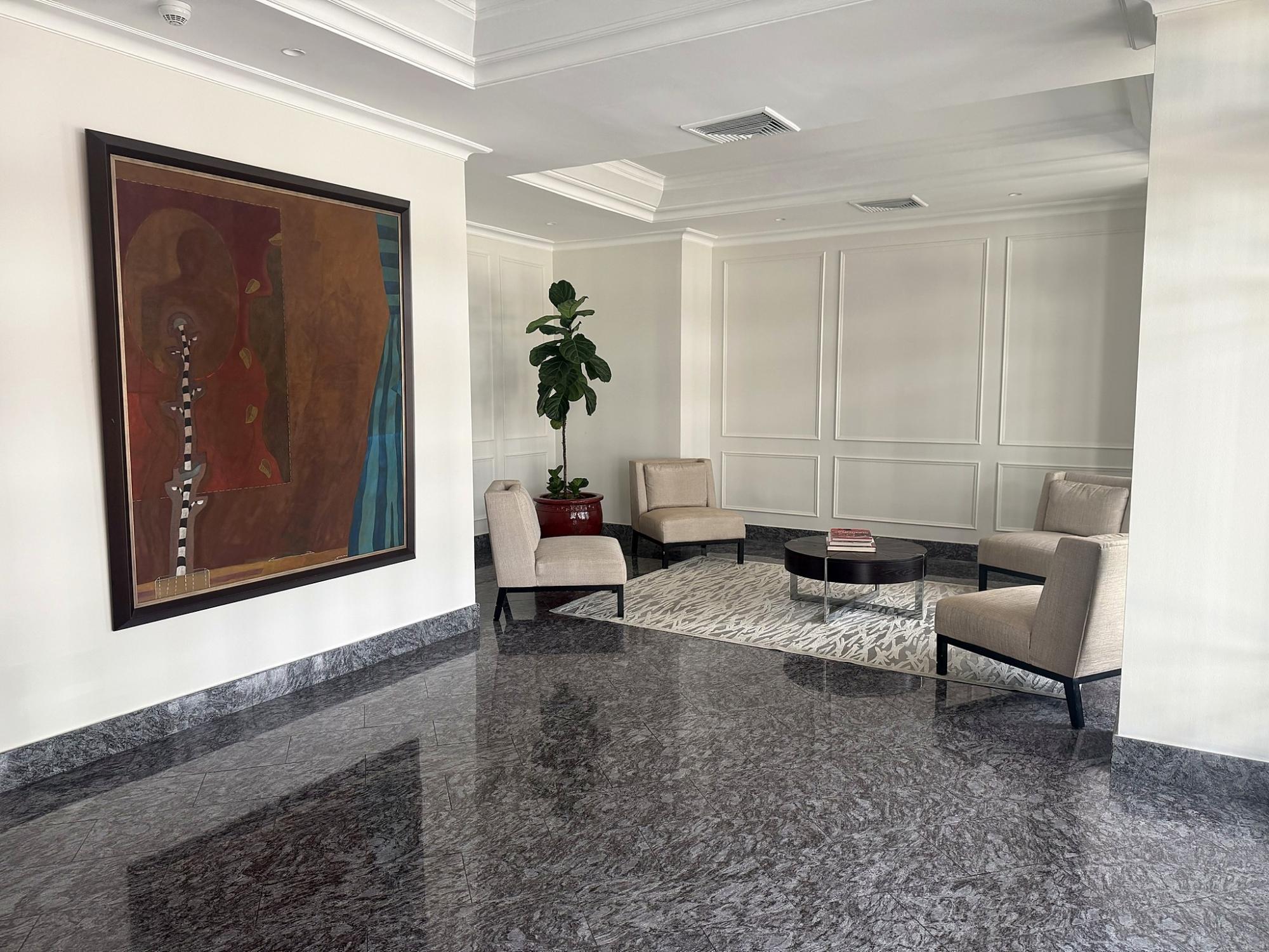 The Bay at Your Feet · 360° · 13th Floor La Cresta