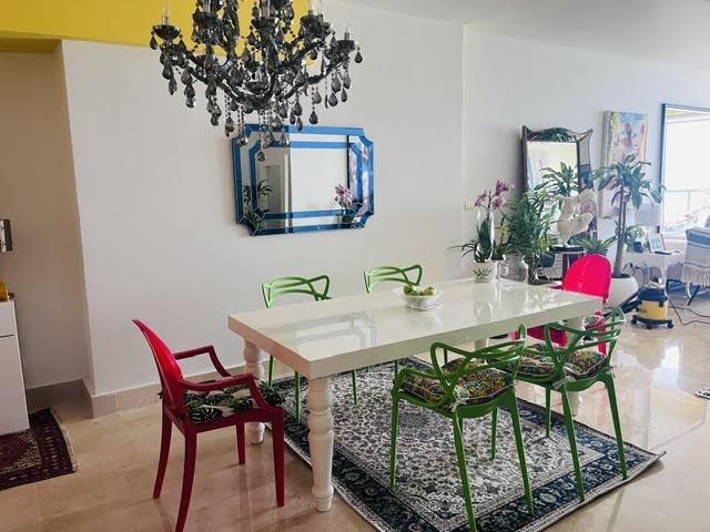 The home of your dreams on Balboa Avenue