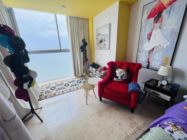 The home of your dreams on Balboa Avenue