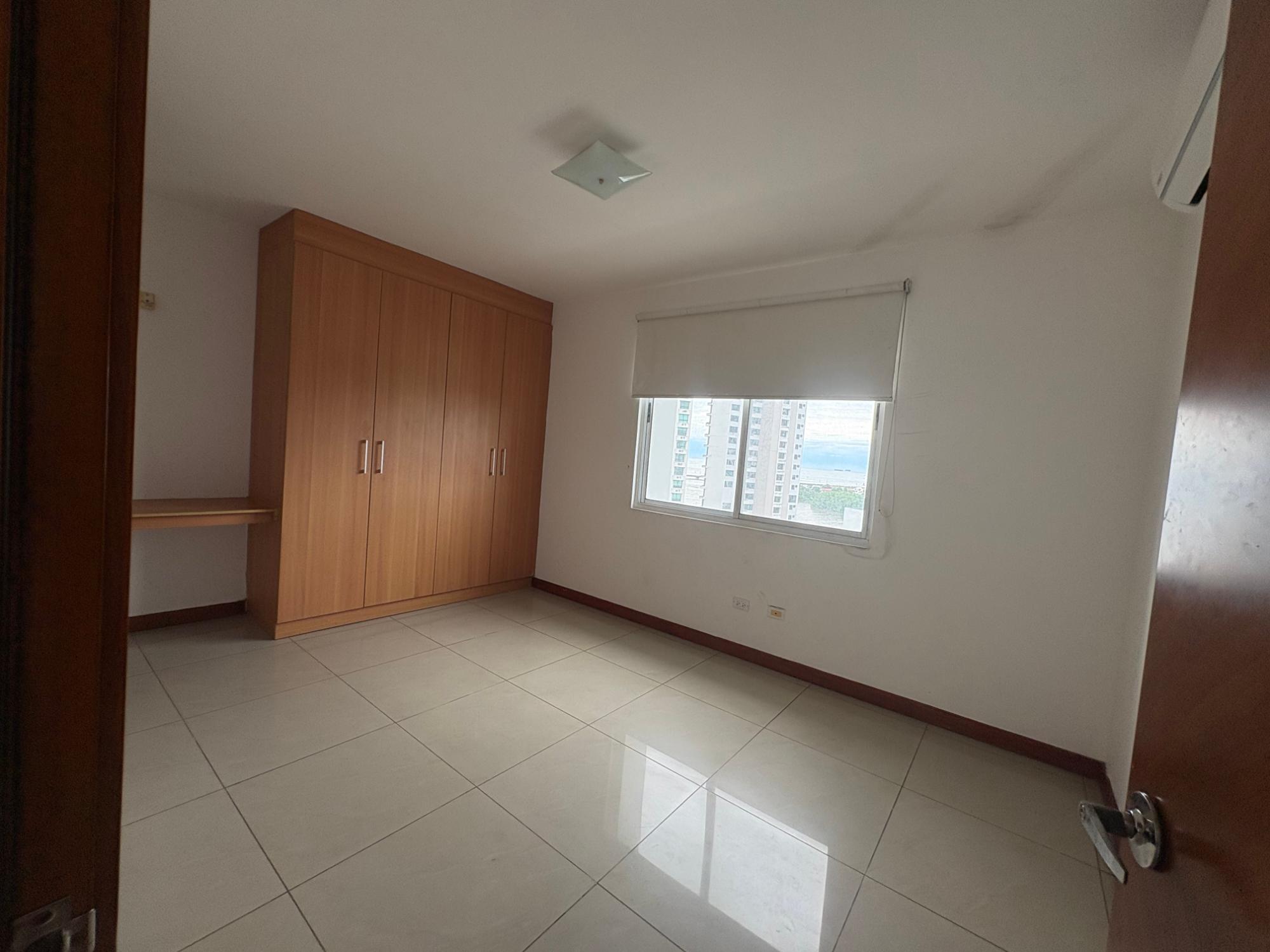 Apartment for sale in PH Bahia del Golf