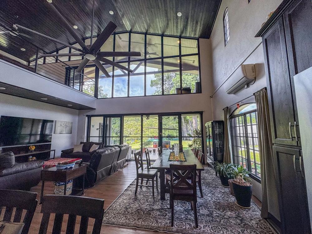 Furnished Luxury Home in Santa Lucia, Boquete