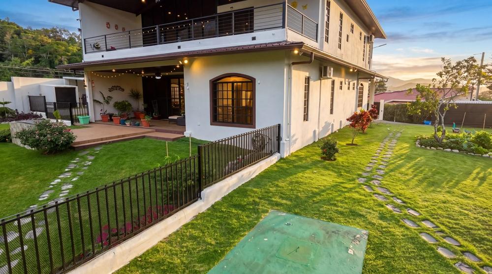 Furnished Luxury Home in Santa Lucia, Boquete