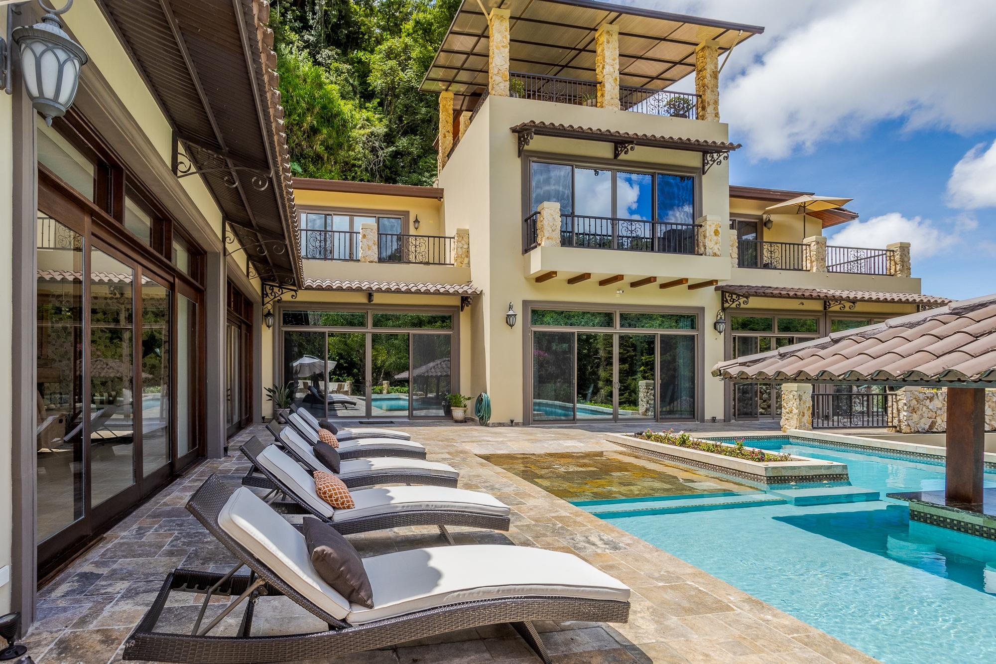 Mansion for sale in Boquete - Chiriquí
