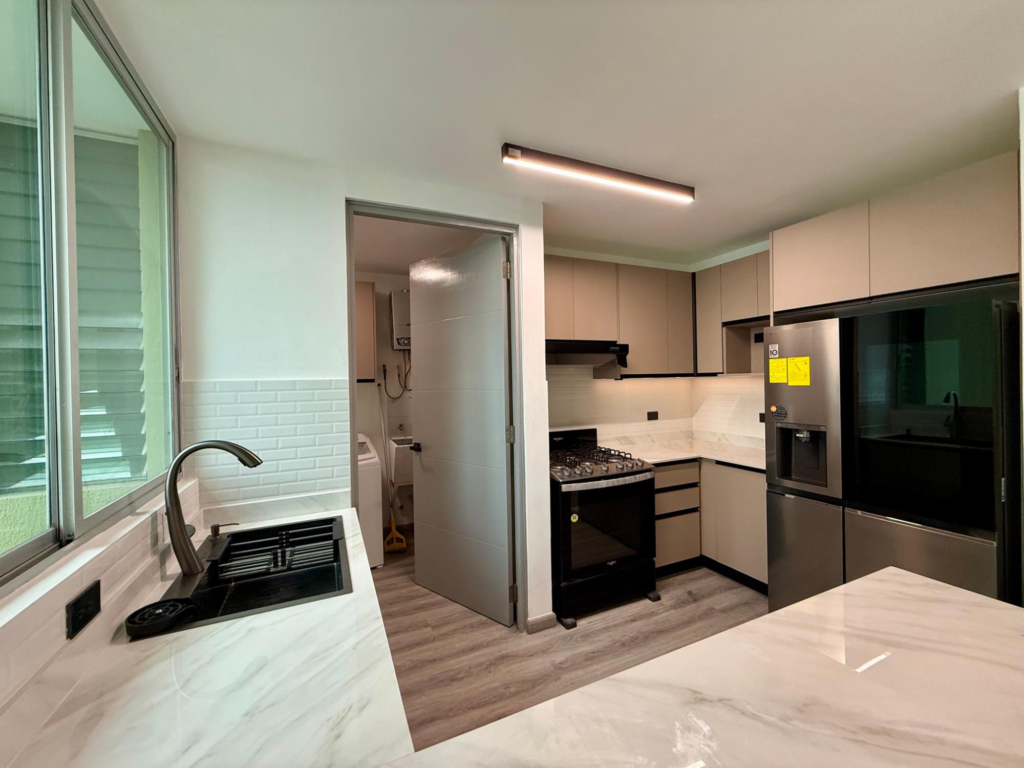 RENT OR SALE APT IN COSTA DEL ESTE
