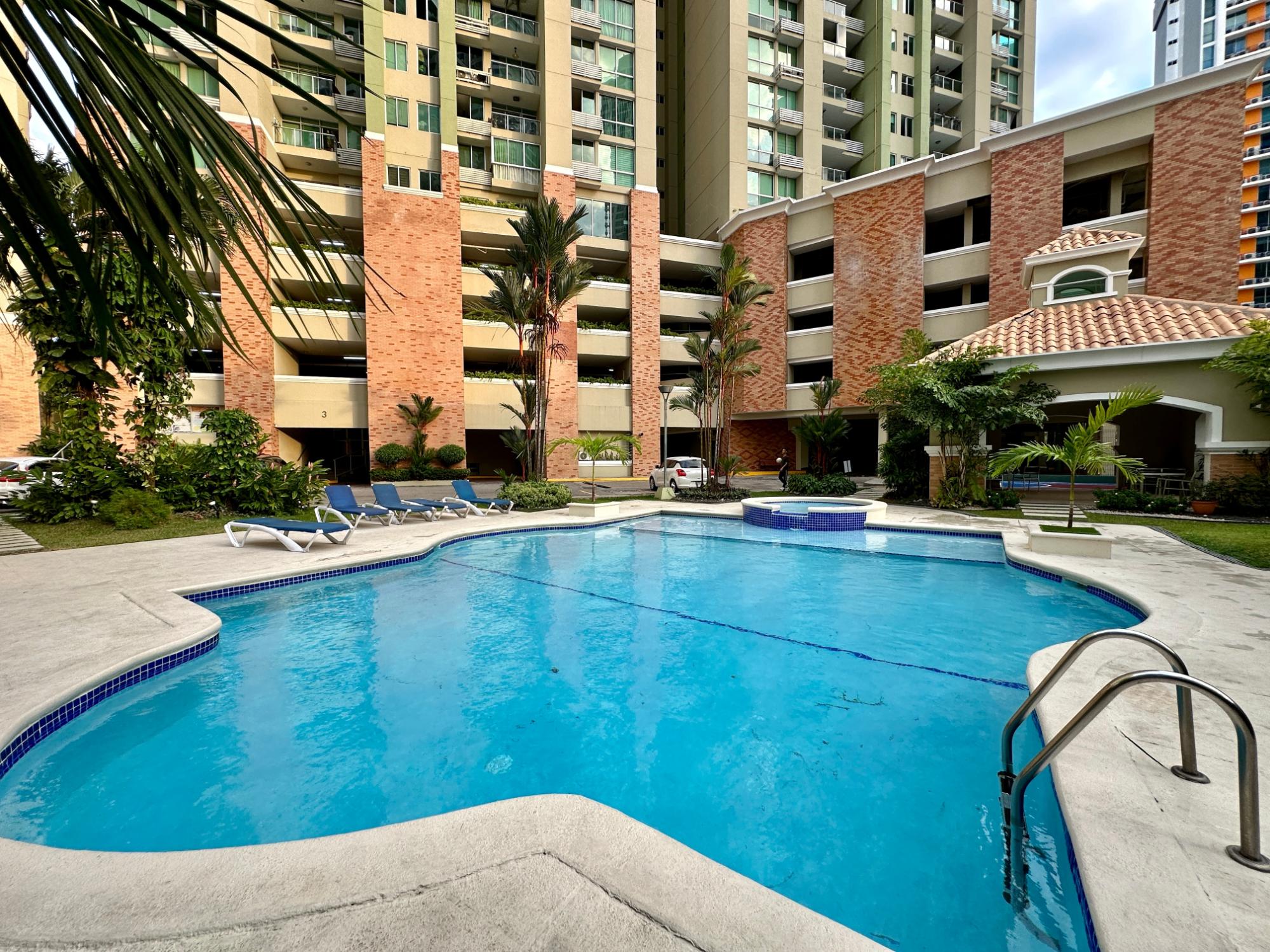 RENT OR SALE APT IN COSTA DEL ESTE