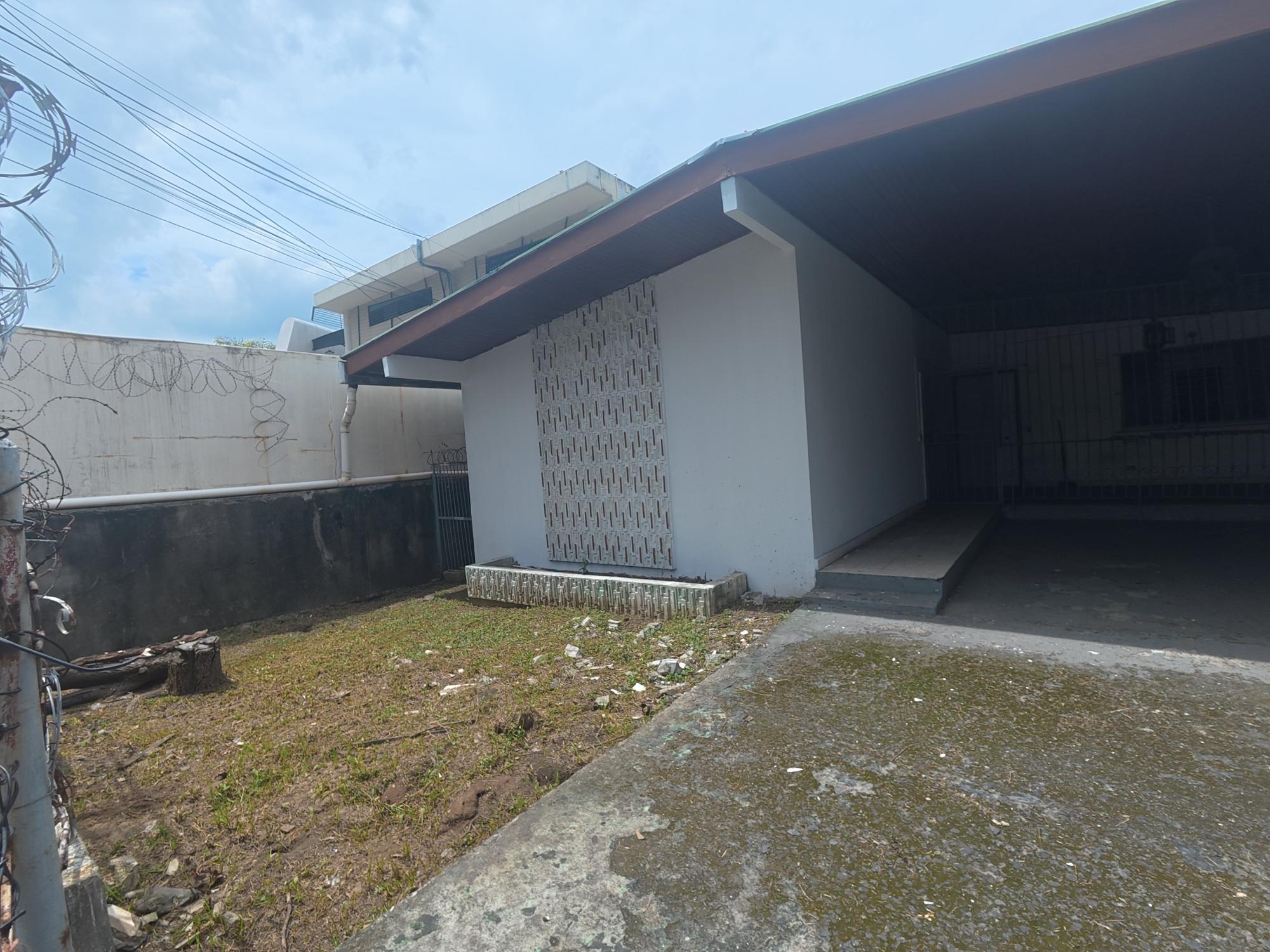 Commercial Property in front of Multiplaza