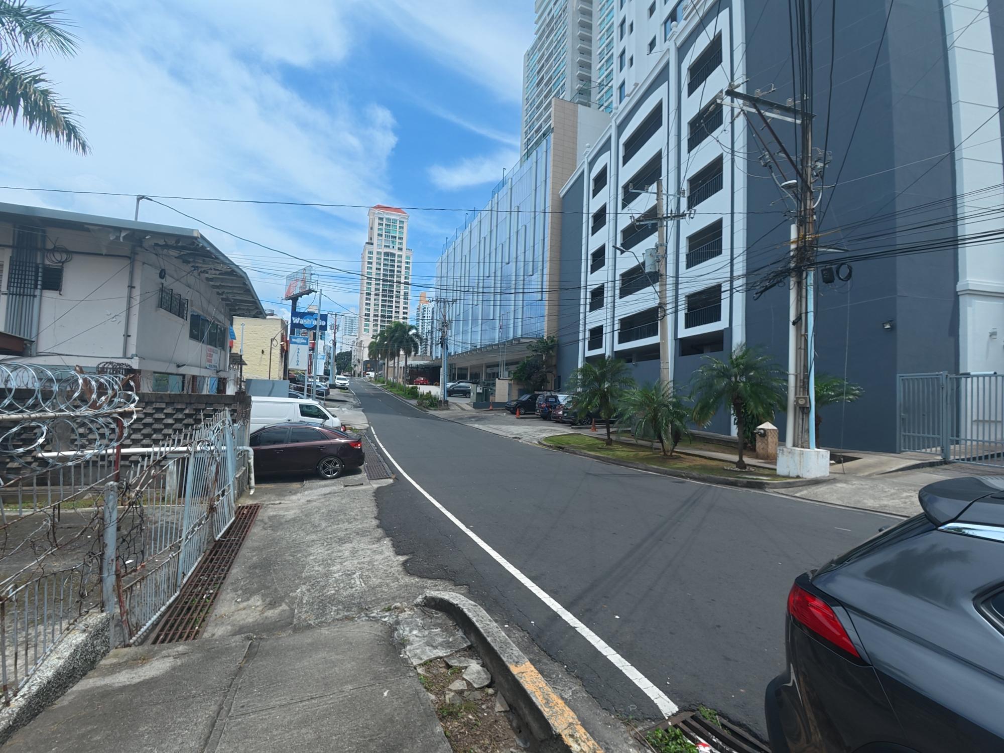 Commercial Property in front of Multiplaza