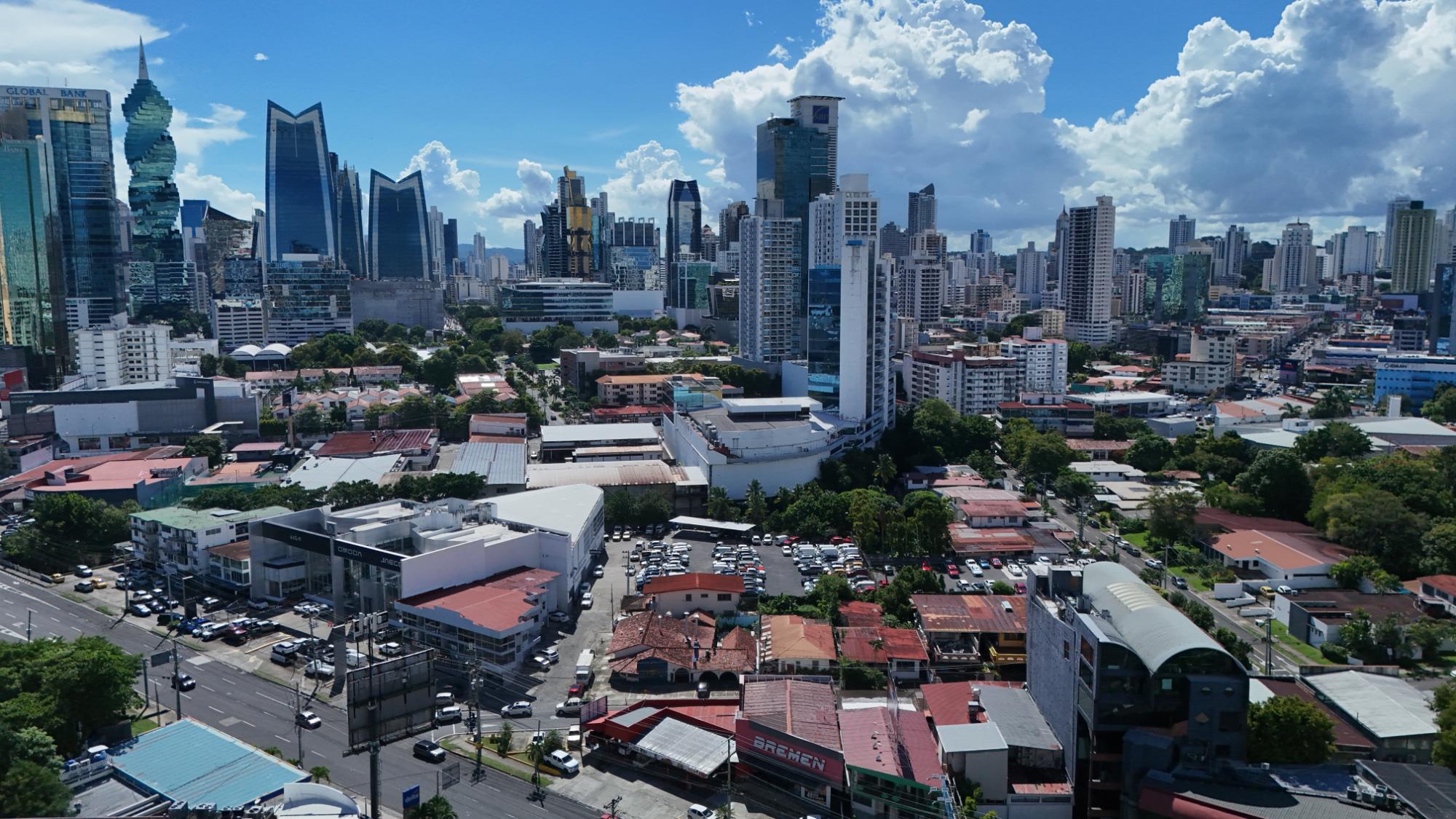Commercial Property in front of Multiplaza