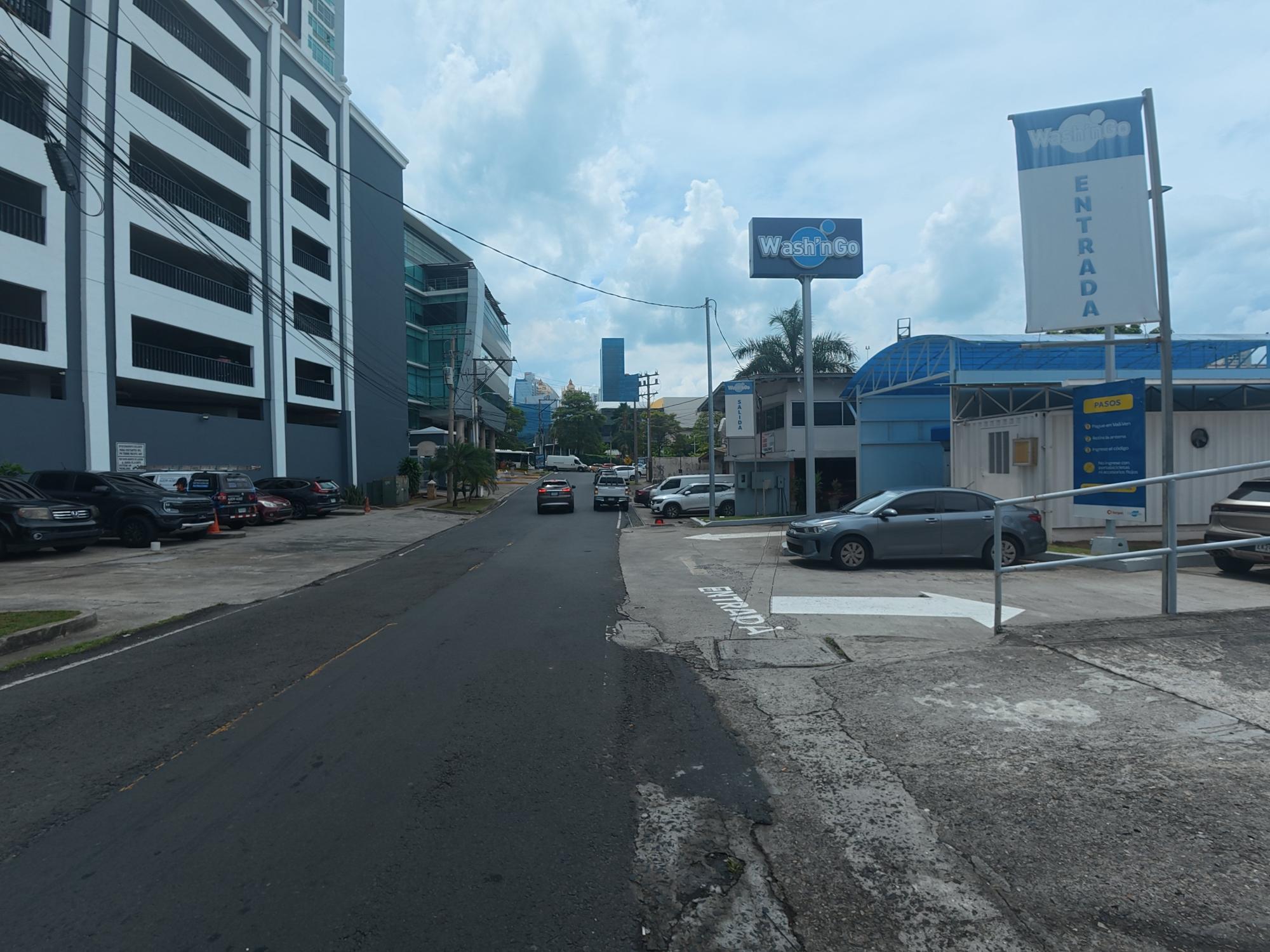 Commercial Property in front of Multiplaza