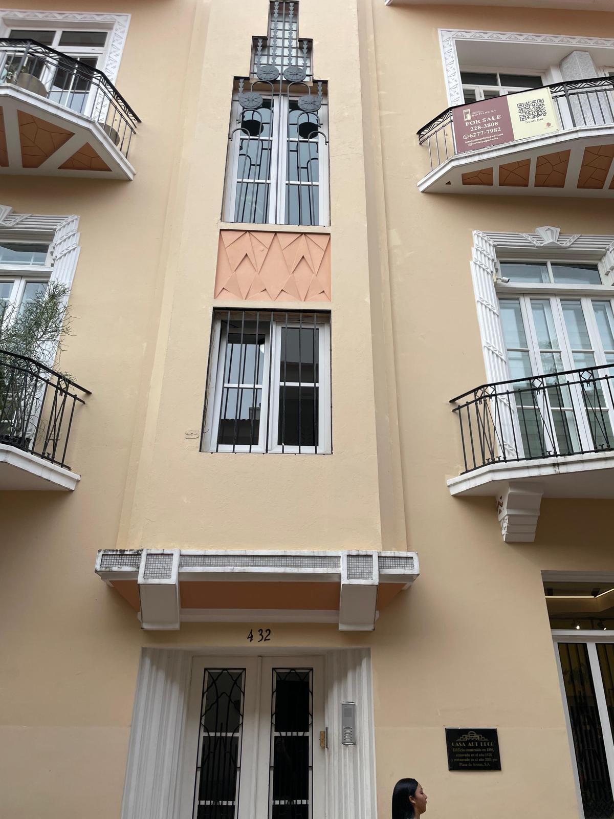 APARTMENT FOR SALE IN OLD TOWN PANAMA